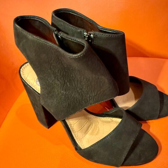 Gianni Bini Black Suede Heels- Women's Shoes - Picture 1 of 4